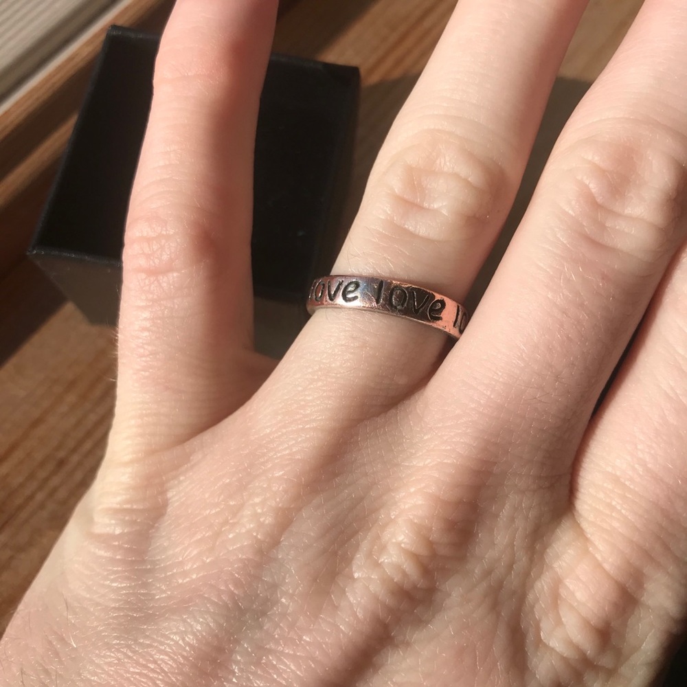 Love Inscribed Band Ring - Picture 3 of 8